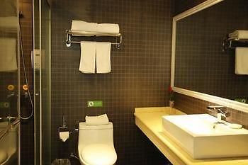 Motel 168 Shanghai Nanhui Huinan Subway Station 外观 照片